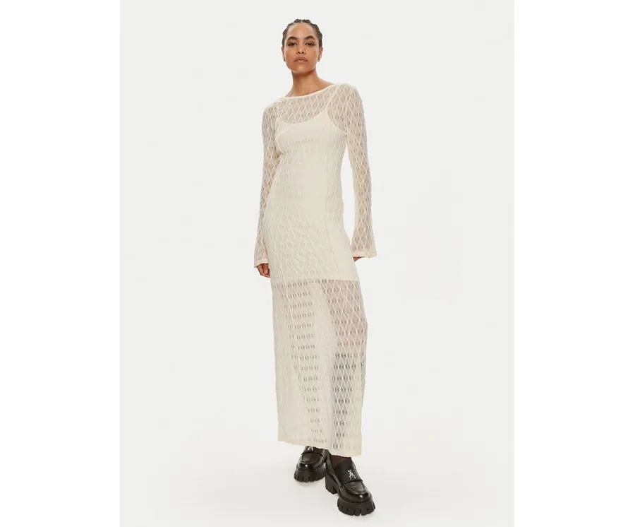 obrazek 1 Gestuz Sukienka dzianinowa Lica 10909129 Écru Loose Fit