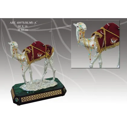 Zdjęcie Elegancka włoska figura wielbłąda