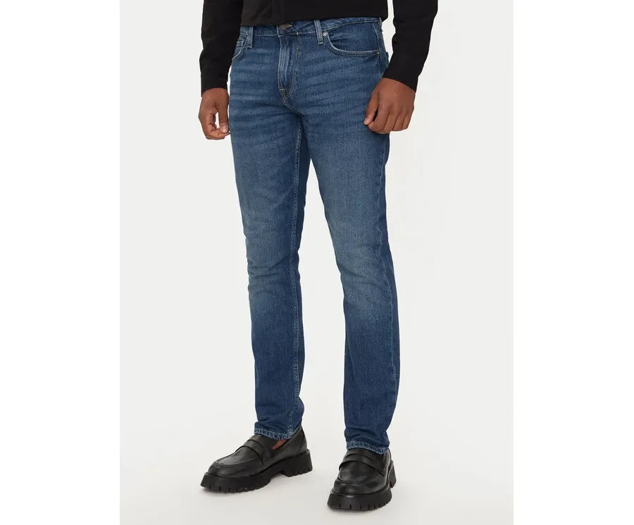 obrazek 1 Guess Jeansy Finnley M4YAS2 D5DD1 Granatowy Slim Fit