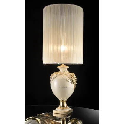 Zdjęcie Wyrafinowana ceramiczna złota lampa