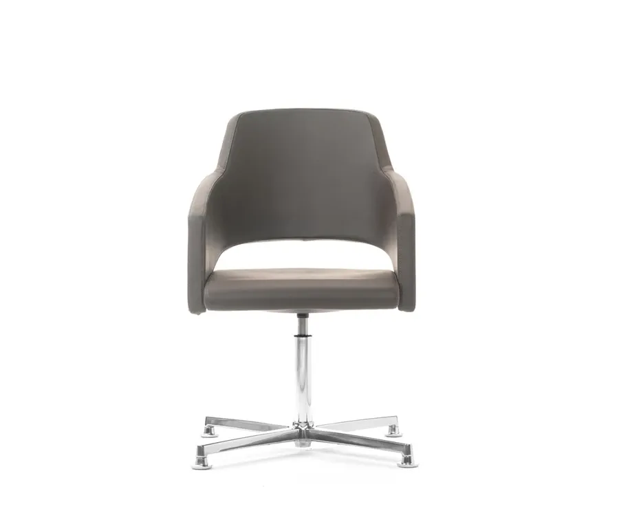 picture 1 Designer chair for the boss’s office
