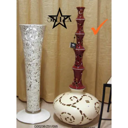 Zdjęcie Urokliwa ceramiczna beżowo - czerwona lampa do salonu