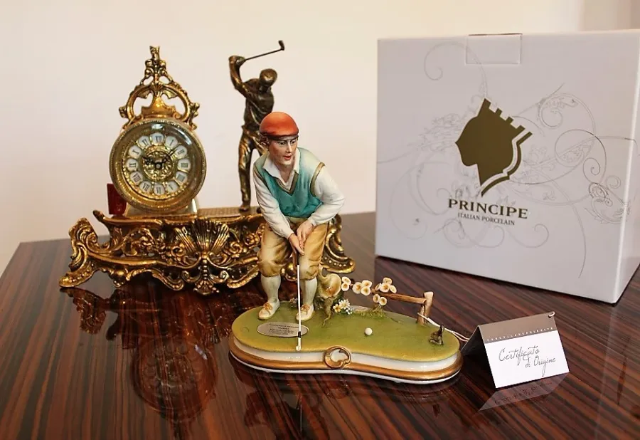 picture 1 Luxurious figurine of a golfer made of porcelain