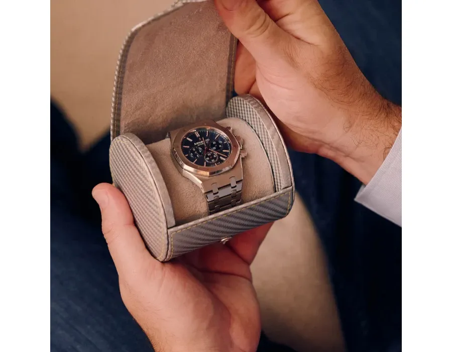 obrazek 2 Futurystyczne etui na zegarek