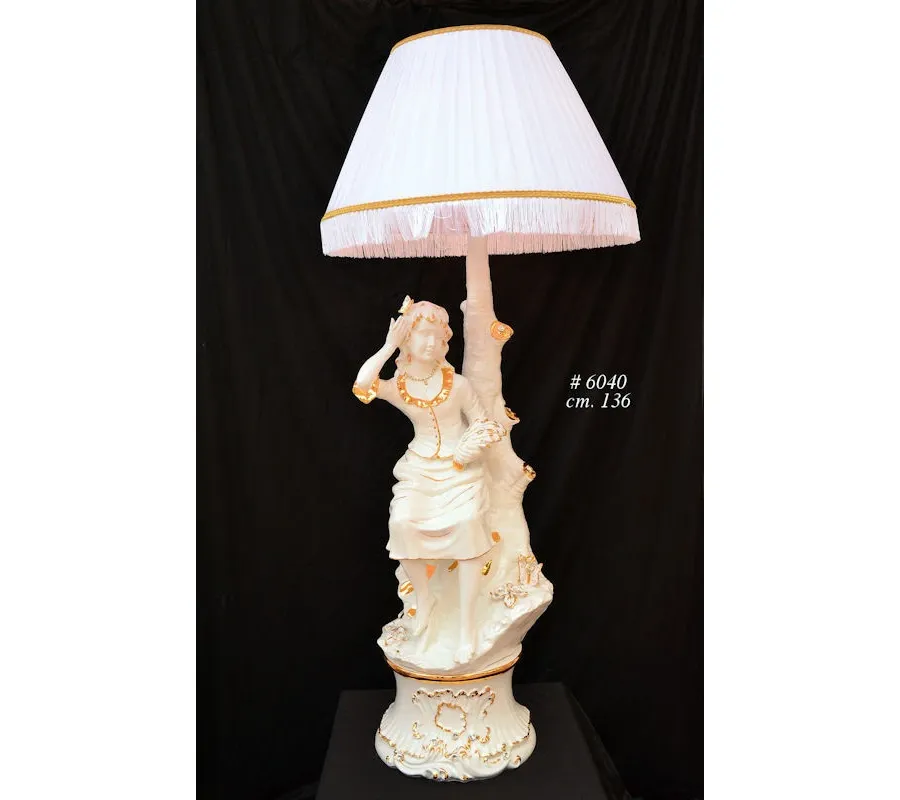 picture 1 Exclusive large lamp