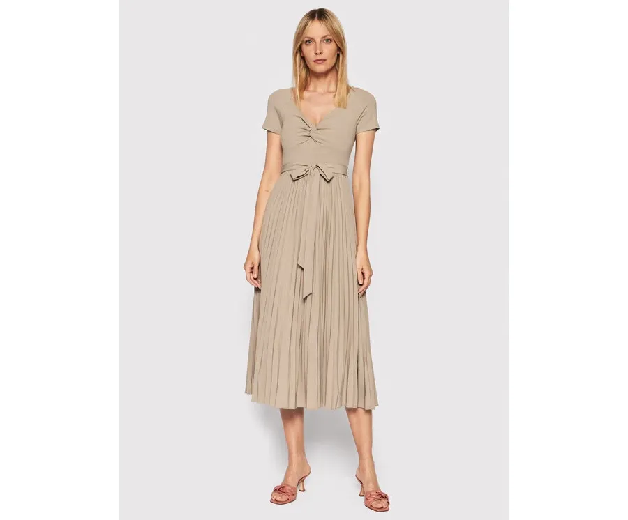 obrazek 1 Guess Sukienka codzienna Erynn WBGK86 WE6D1 Beżowy Regular Fit