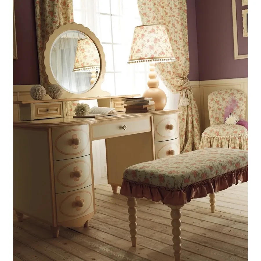 picture 1 Luxurious room and furniture for an adolescent girl – boutique My Luxury