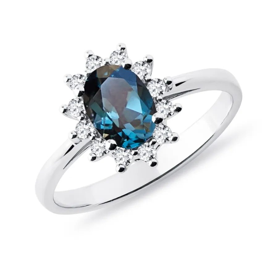 obrazek 1 Pierścionek wykonany z białego złota z diamentami i topazem London Blue KLENOTA