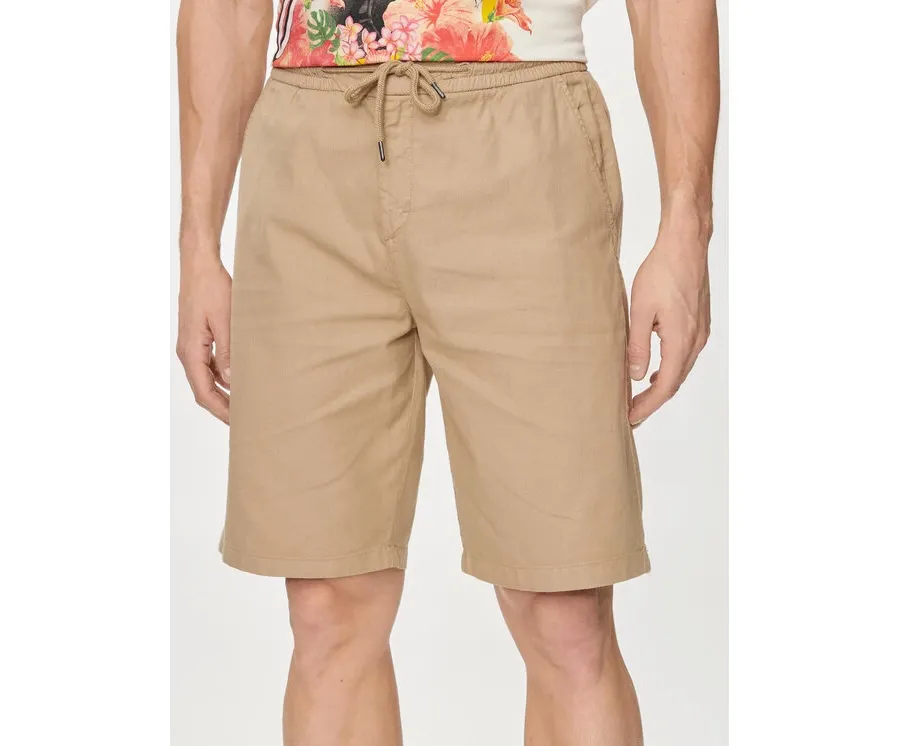 obrazek 1 Guess Szorty materiałowe Mick M4GD02 WFBXA Khaki Regular Fit