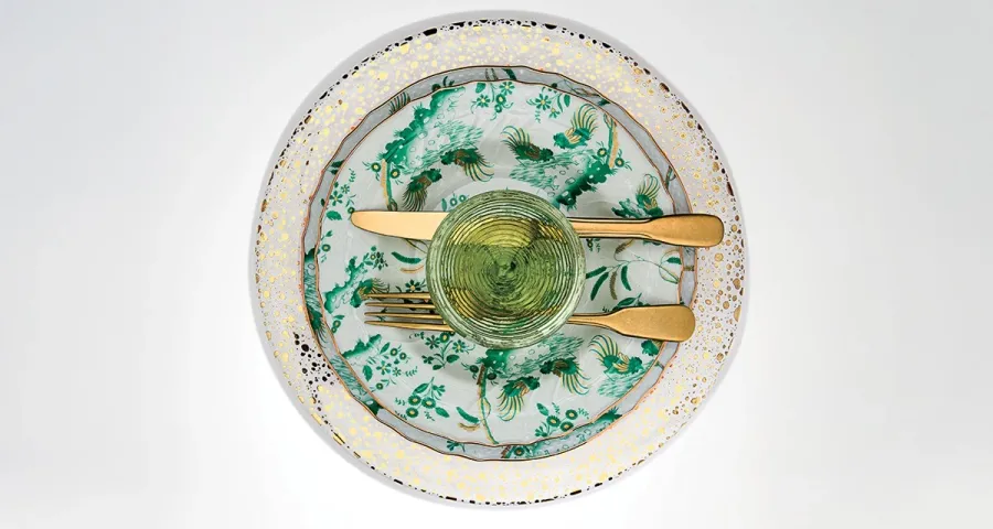 picture 2 Beautiful glass vessel with gold decoration – IVV