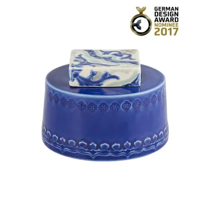 Zdjęcie Elegancka cukiernica wykonana z ceramiki - Bordallo Pinheiro