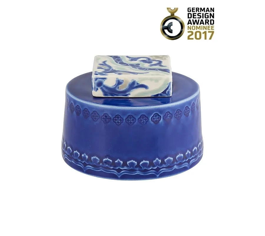 obrazek 1 Elegancka cukiernica wykonana z ceramiki - Bordallo Pinheiro