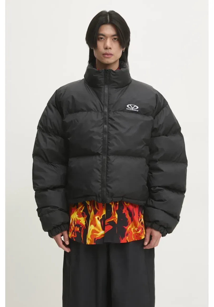 obrazek 1 VETEMENTS kurtka puchowa Logo Puffer męska kolor czarny zimowa oversize UA66JA350B