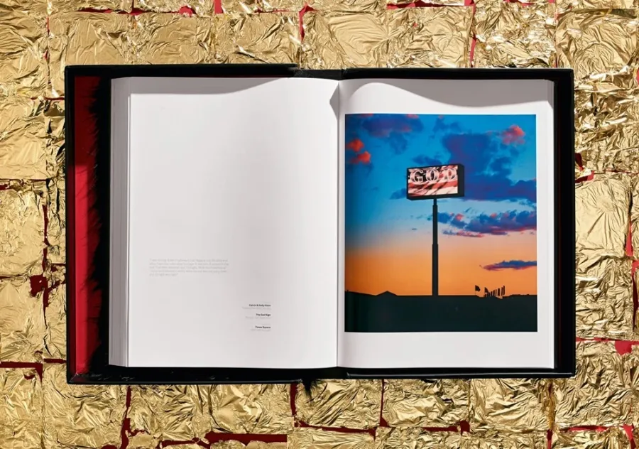 obrazek 19 Książka Albert Watson. Kaos, Art Edition No. 151–200 ‘Kate Moss, Marrakech, 1993’ - Taschen