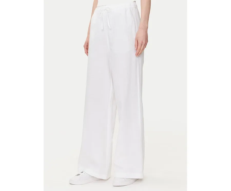 obrazek 1 Mustang Spodnie materiałowe Tuscaloosa 1016583 Biały Wide Fit