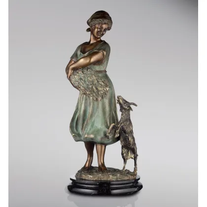 Picture Bronze sculpture of a shepherdess - Fonderia Artistica Ruocco