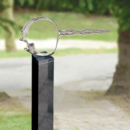 Zdjęcie Oryginalna rzeźba do ogrodu