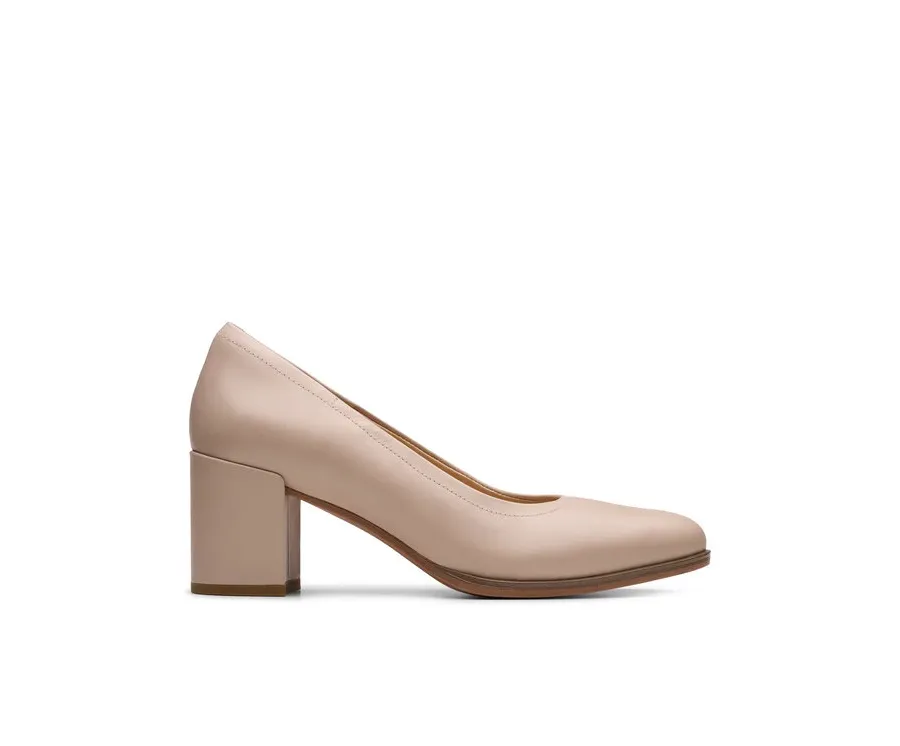 obrazek 1 Clarks Półbuty Freva 55 26181336 Beżowy