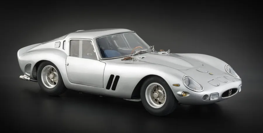 obrazek 1 Srebrne Ferrari 250 GTO, 1962