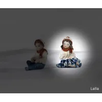 Zdjęcie Figurka dziewczynki w zimowym ubranku - Sibania