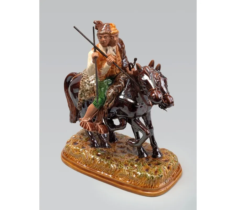 obrazek 1 Ceramiczna figura ozdobna z podstawą - Bordallo Pinheiro