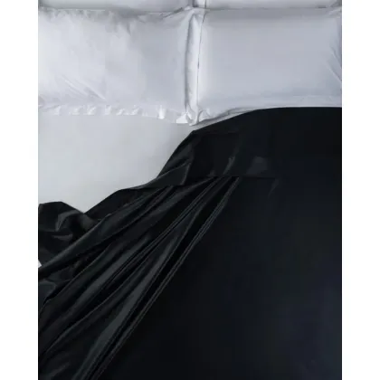 Zdjęcie Czarne prześcieradło z satyny bawełnianej od włoskiego producenta