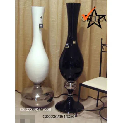 Picture A chic black ceramic spiral vase with Swarovski crystals