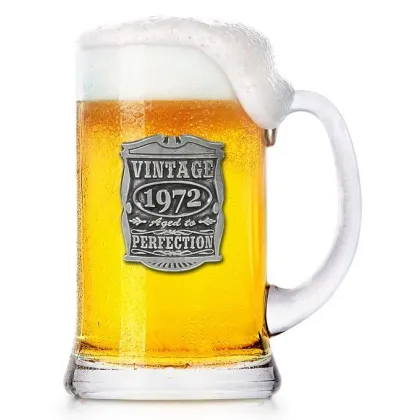 Zdjęcie Szklany kufel do piwa z pewterowym zdobieniem