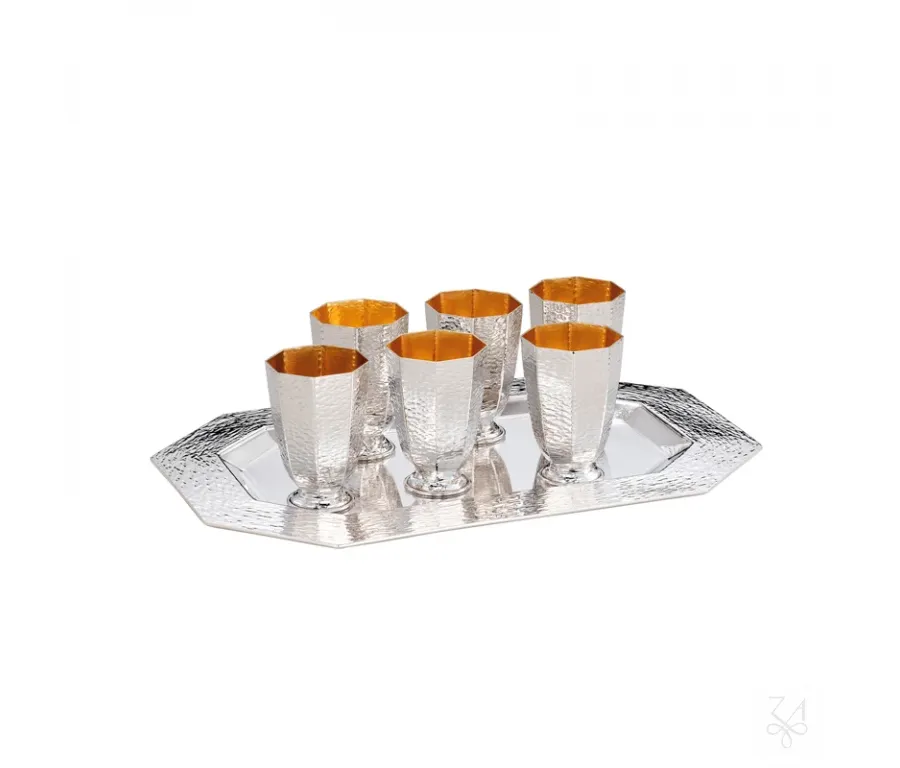 obrazek 3 Ośmioboczna srebrna taca o nowoczesnym wykończeniu - Zaramella Argenti