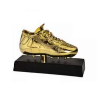 Zdjęcie Włoska statuetka piłkarska na upominek