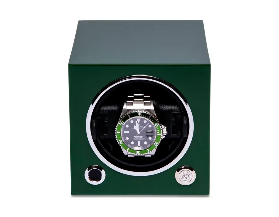 picture 1 A beautiful rotomat for one watch from an English brand