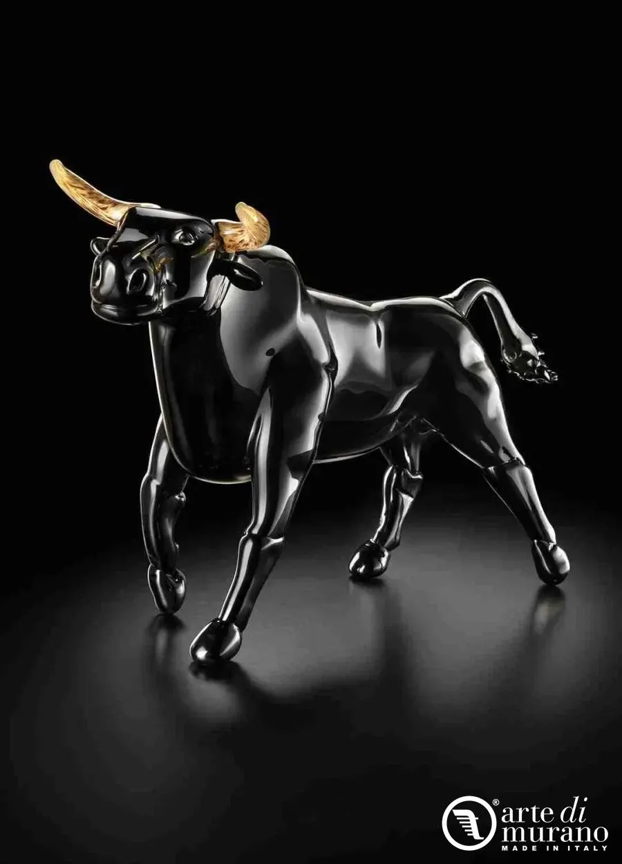 obrazek 1 Szykowna figura byka ze szkła Murano