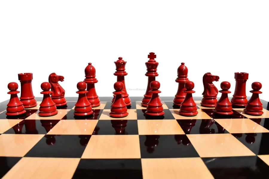 obrazek 5 Wykonane z drewna biało-czerwone figury do gry w szachy - The Chess Empire