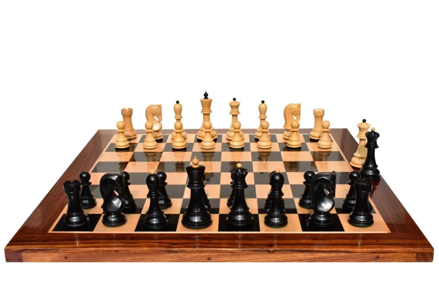 obrazek 1 Ponadczasowy zestaw dla miłośników szachów - The Chess Empire