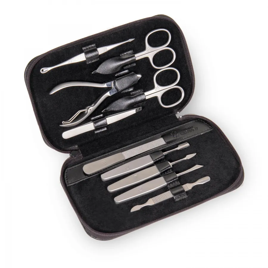 obrazek 1 Stylowy zestaw do manicure w czarnym skórzanym etui