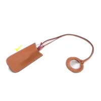 Zdjęcie Skórzane etui na okulary