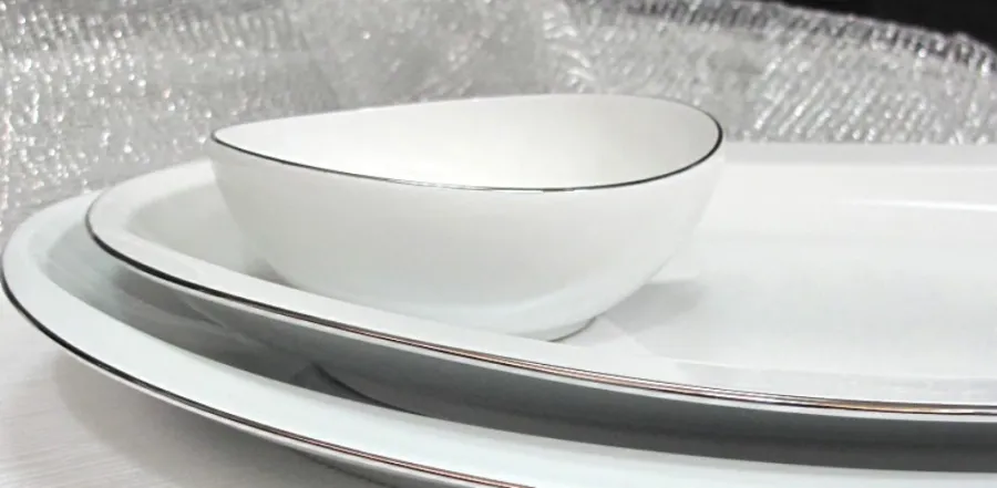 obrazek 3 Stylowa portugalska porcelana dla 12 osób - Porcel