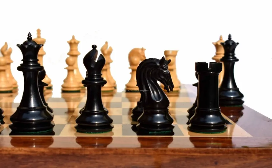 obrazek 14 Wytworny komplet St Joseph do gry w szachy - The Chess Empire