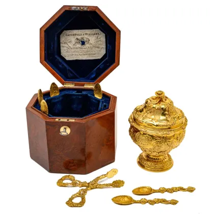 Zdjęcie Wyrafinowana angielska cukiernica George IV o zaokrąglonym korpusie XIX wiek