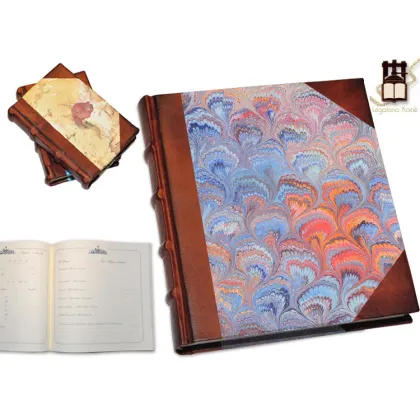 Zdjęcie Pięknie zdobiona księga gości