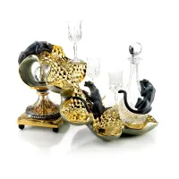 Picture Luxurious gift with panthers - for trying alcohol