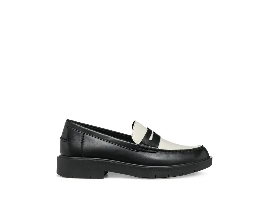 obrazek 1 Geox Loafersy D Spherica Ec1 D25QRA 00043 C9B5V Czarny