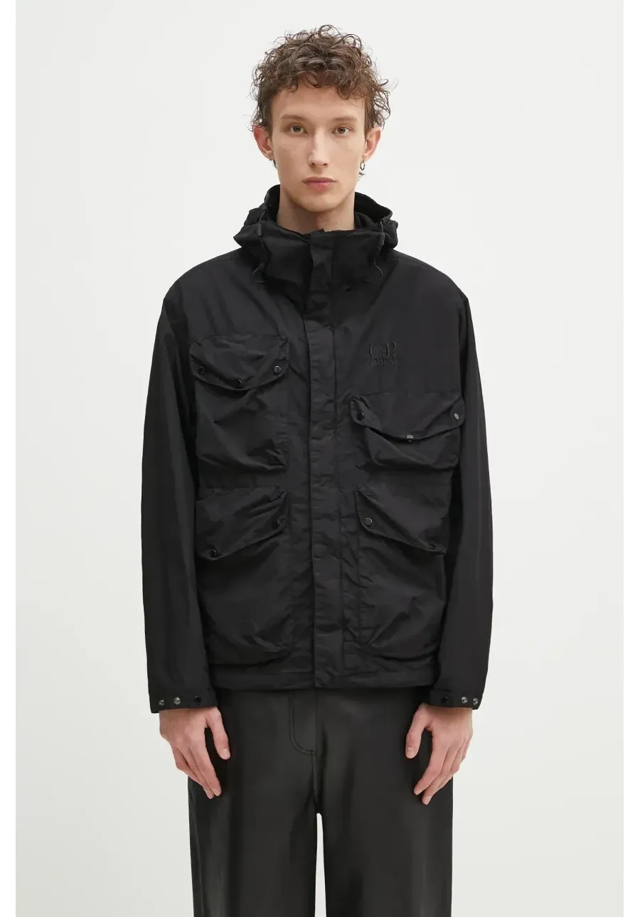 obrazek 1 C.P. Company kurtka kolor czarny przejściowa oversize 18CMOW050A005991G