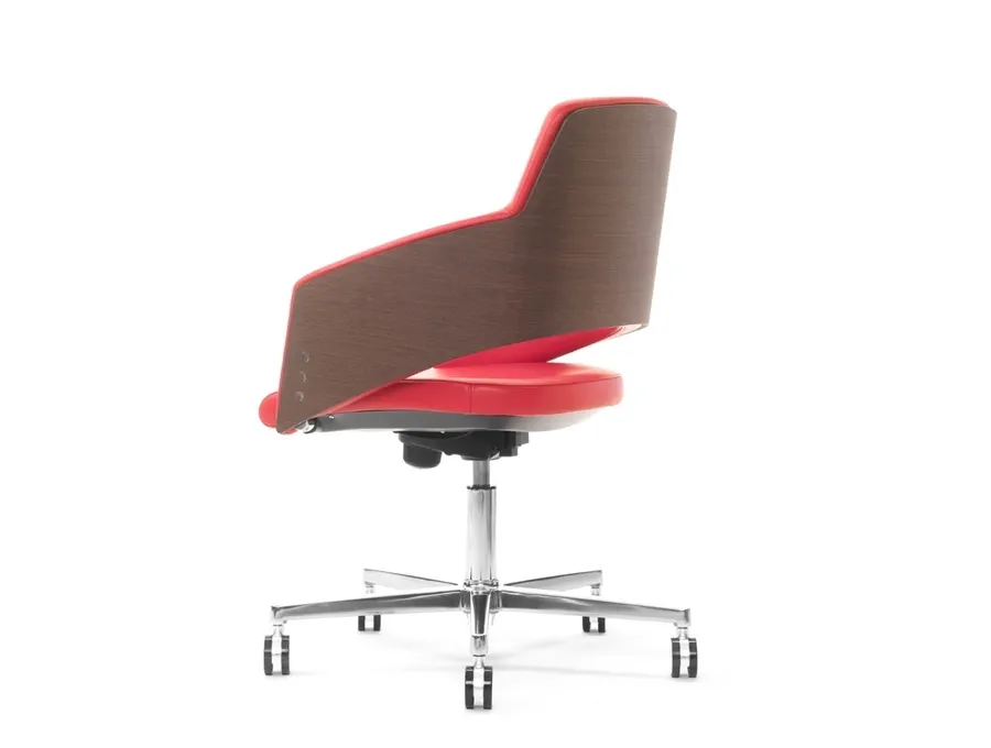 picture 5 Designer chair for the boss’s office