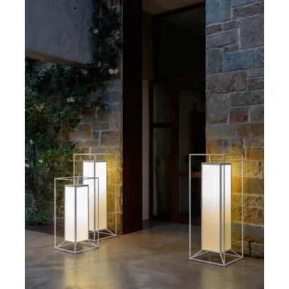 Zdjęcie Stylowa włoska lampa ogrodowa