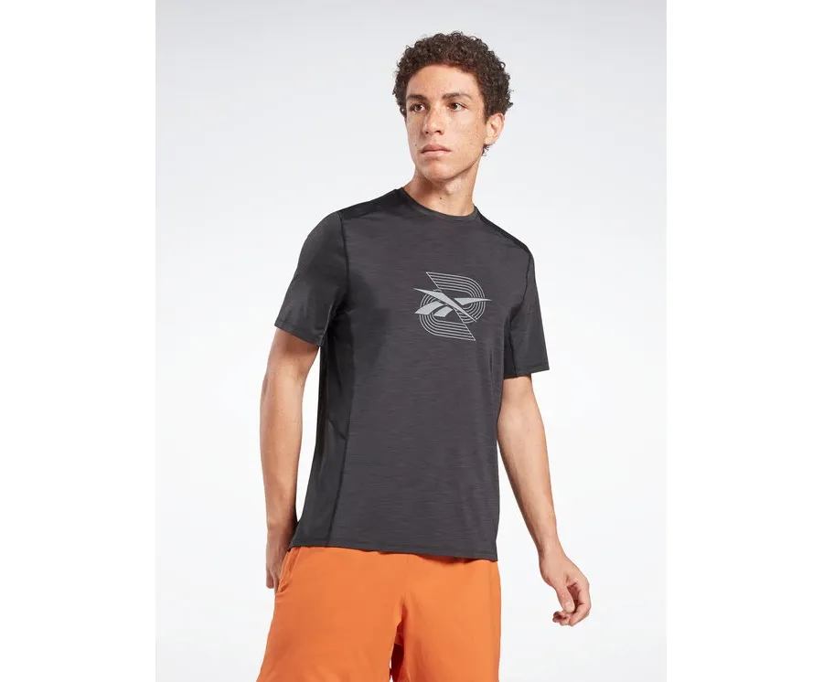 obrazek 1 Reebok T-Shirt Activchill Graphic Move HS5933 Czarny Active Fit