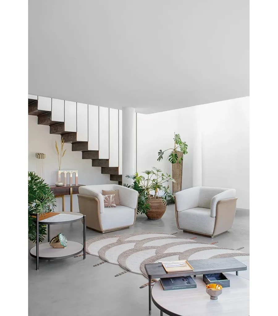 obrazek 5 Wspaniały fotel do salonu w stylu modernistycznym - prosto z Włoch