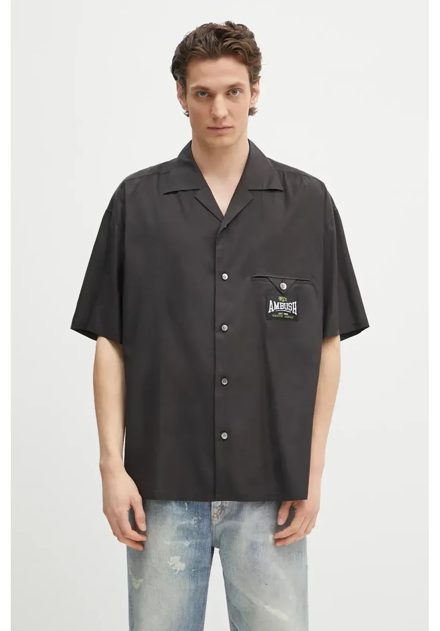 obrazek 1 AMBUSH koszula S/S Satin Shirt męska kolor czarny relaxed z kołnierzykiem klasycznym 12115311