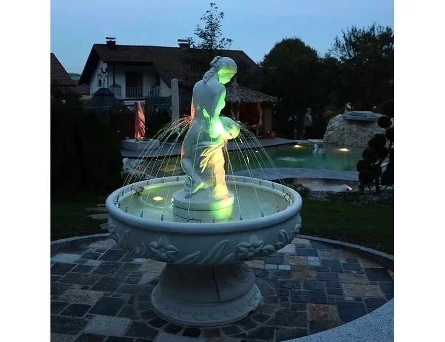 obrazek 2 Fantastyczna fontanna Siena do ogrodu od włoskiej marki