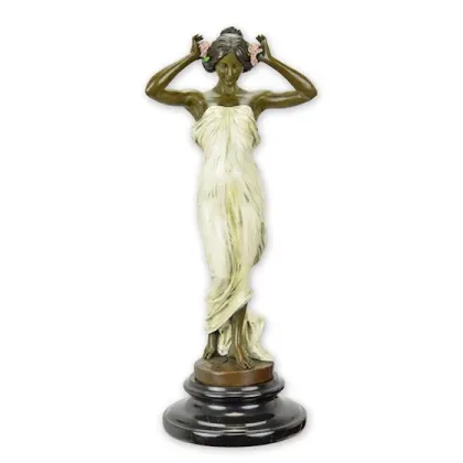 Zdjęcie Elegancka rzeźba nimfy z doliny wykonana z brązu